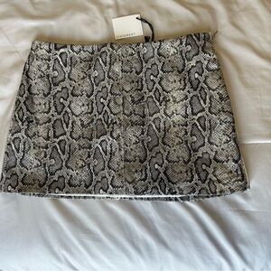 STATEMENT Monochrome Snake Print Mini Skirt